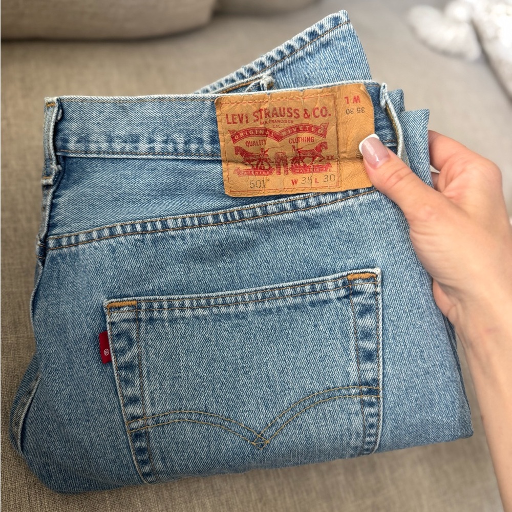 Levi's Classic Blue Denim Jeans
